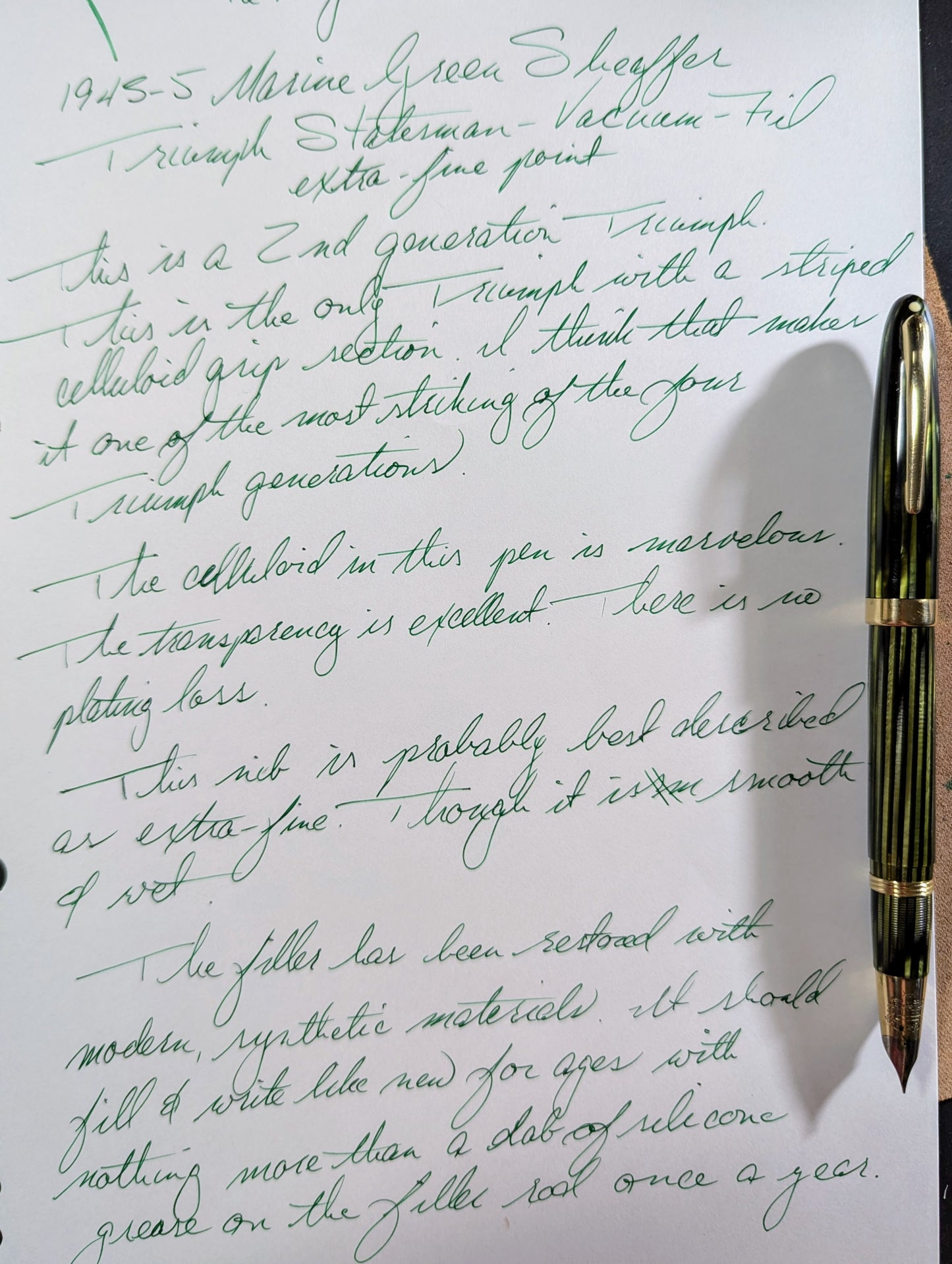 Sheaffer Triumph Statesman 1943-5, verde marino, plumín extrafino (oculto)