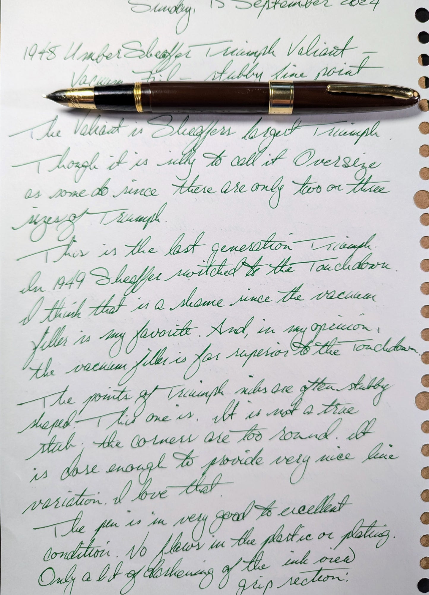 1948 Umber Sheaffer Triumph Valiant - Vacuum-Fil - pointe fine courte