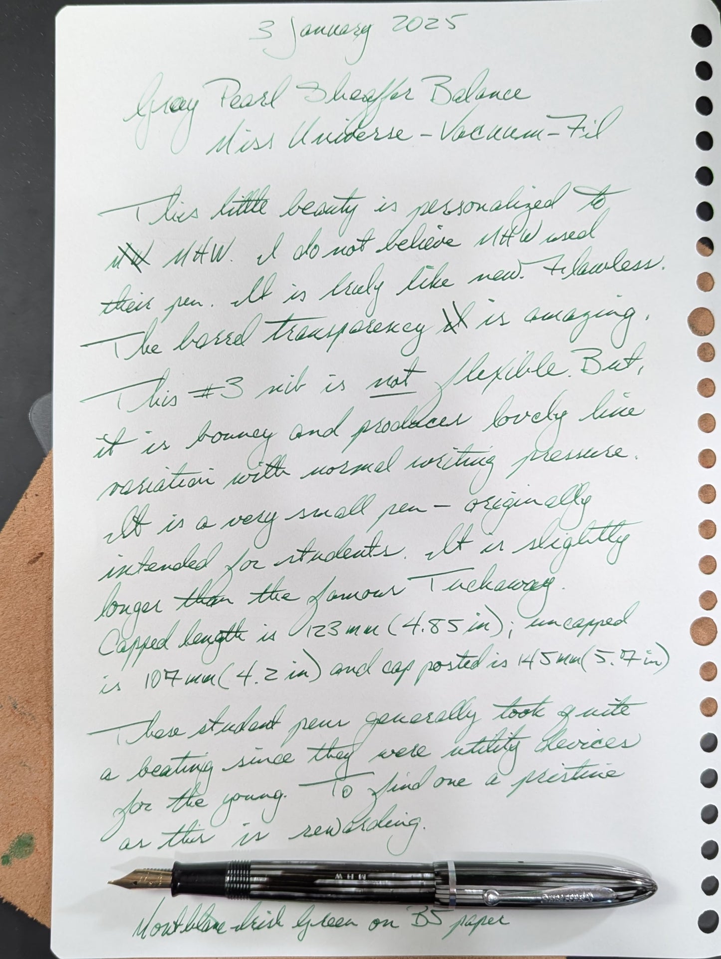 Gray Pearl Sheaffer Balance Miss Universe Vacuum-Fil fountain pen - fine point