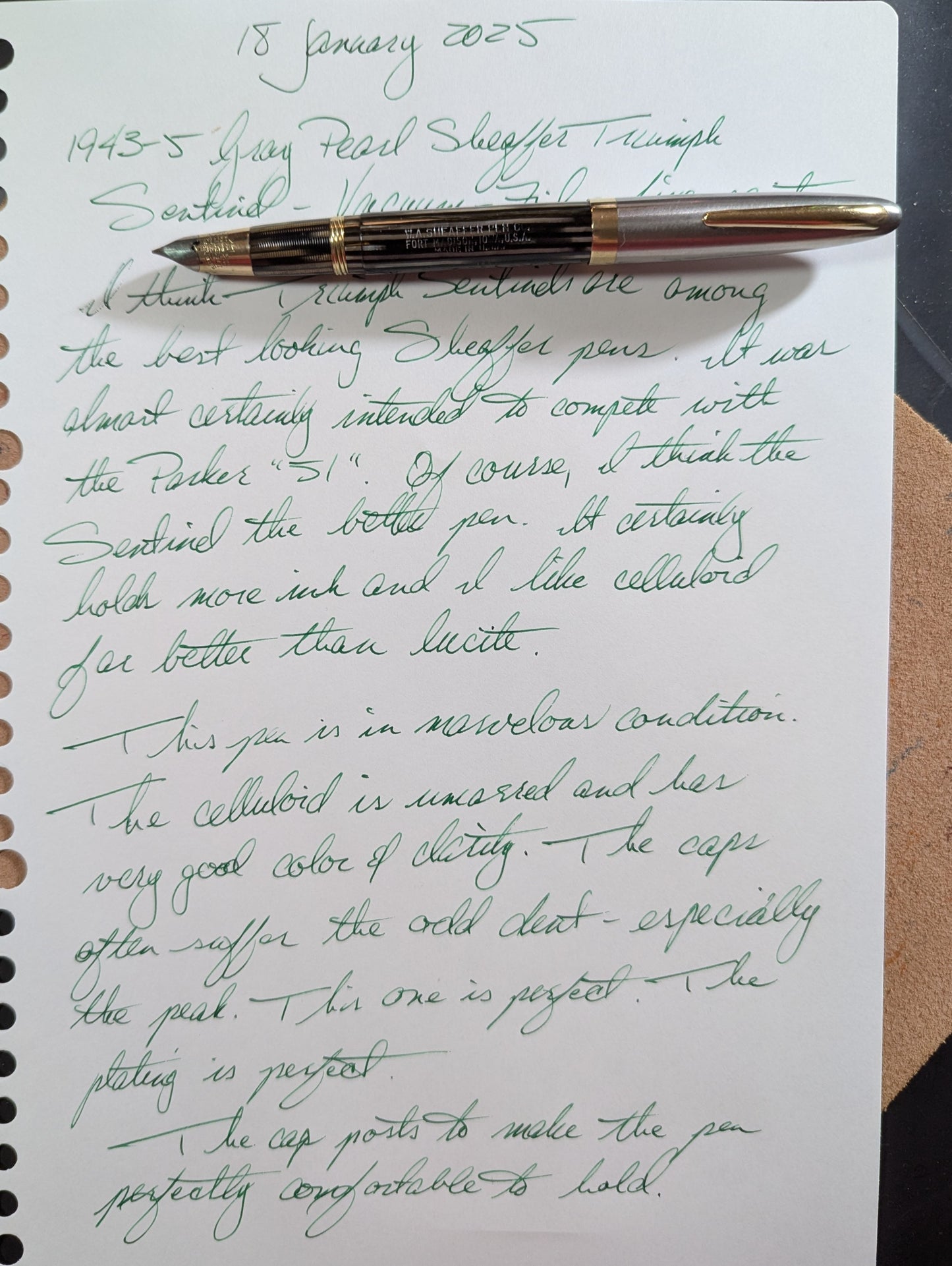 Stylo plume Sheaffer Triumph Sentinel 1943-5 Gray Pearl - plume fine