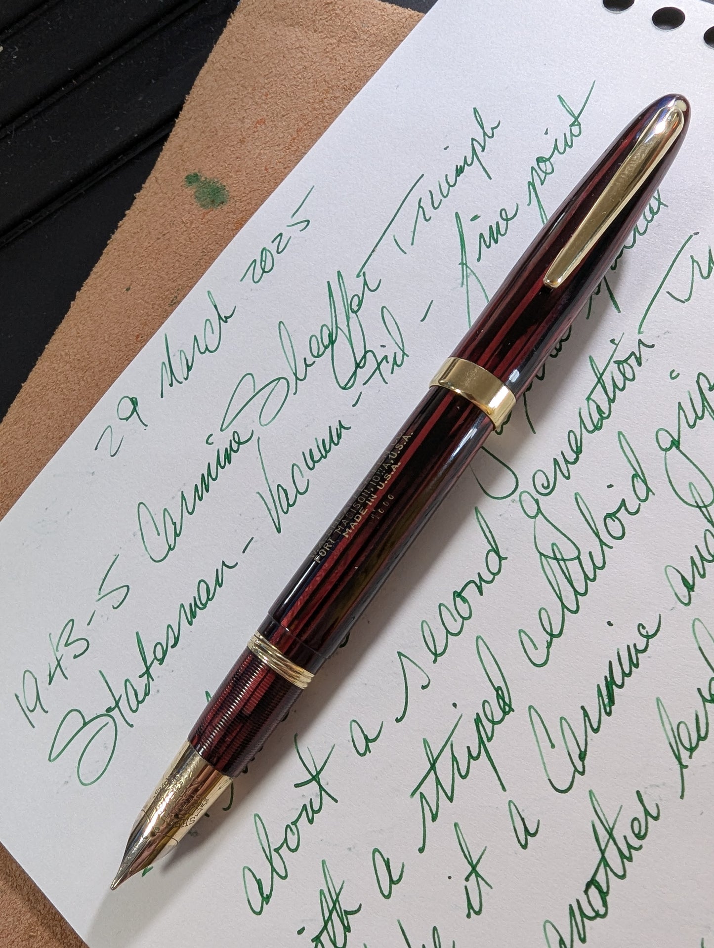 1943-5 Carmine Sheaffer Triumph Statesman - stubby-fine point