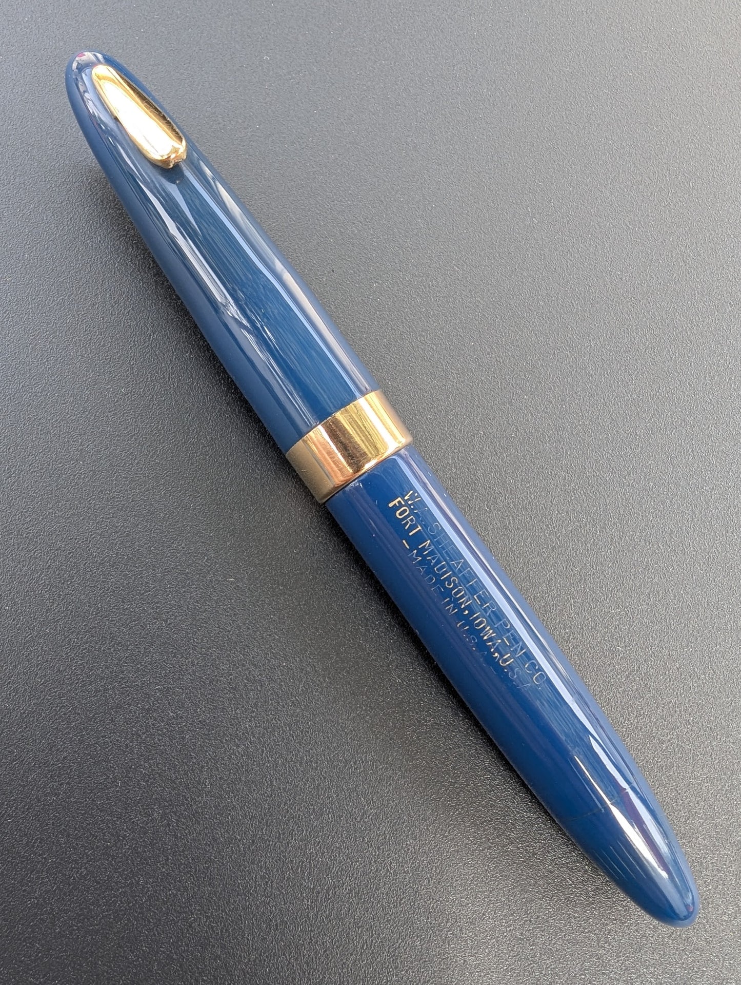 1948 Persian blue Sheaffer Triumph Tuckaway Sovereign