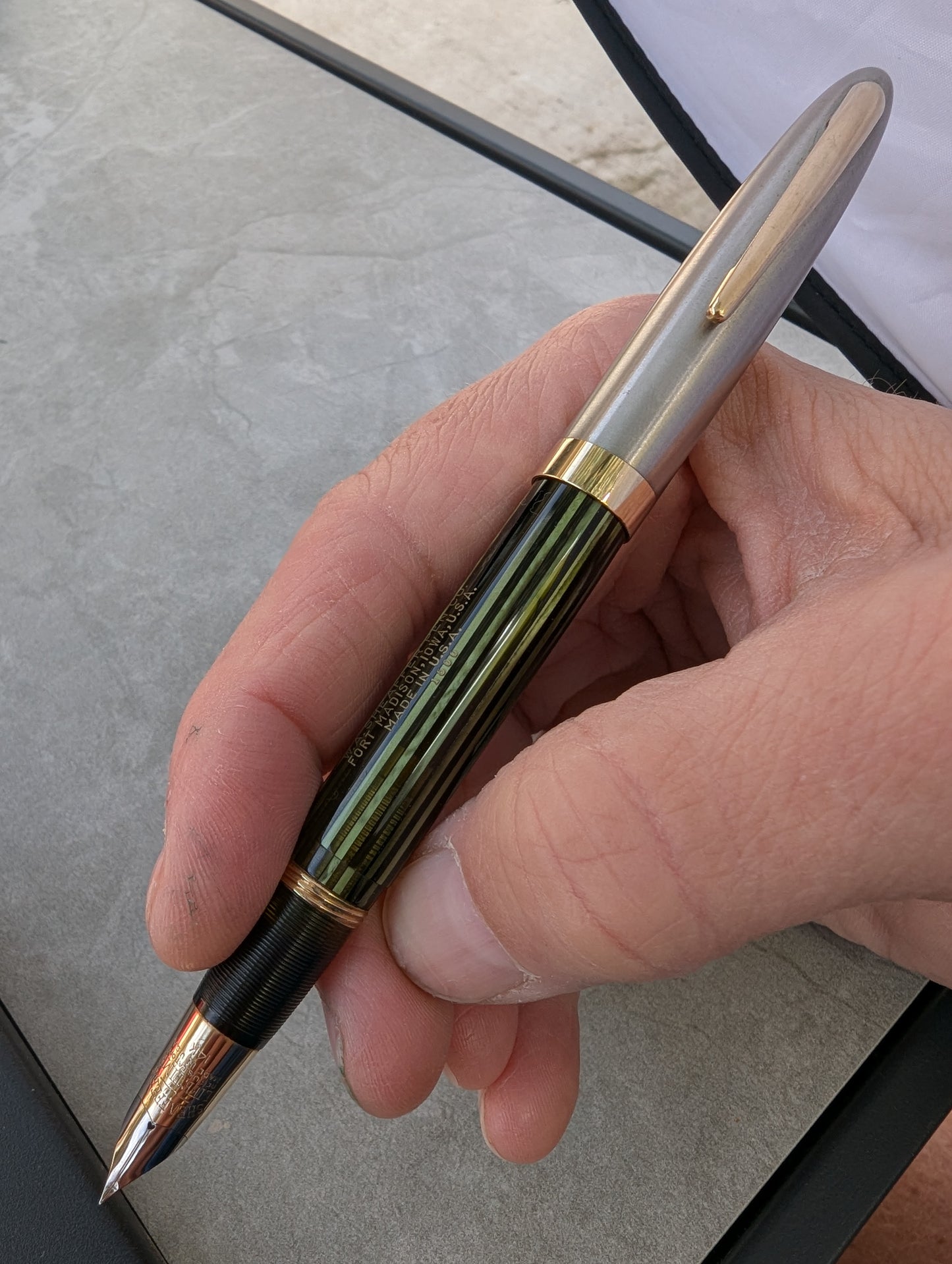 ~1947 Marine Green Sheaffer Triumph Sentinel Deluxe fountain pen - XF point