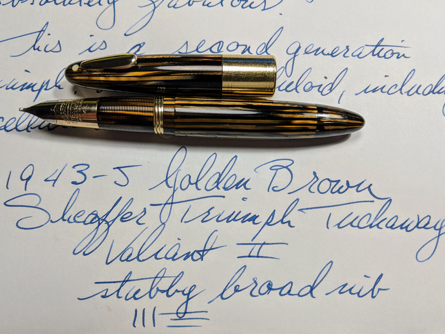 1943-5 Golden Brown Sheaffer Triumph Tuckaway Valiant II - stubby broad nib