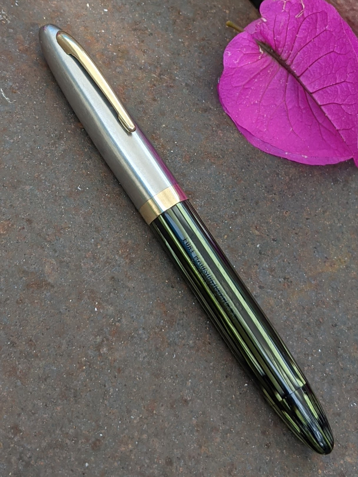 ~1947 Marine Green Sheaffer Triumph "Sentinel" II - Vacuum-Fil - Extra-fine nib