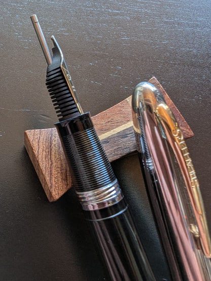 Black Sheaffer Snorkel Sovereign - medium point