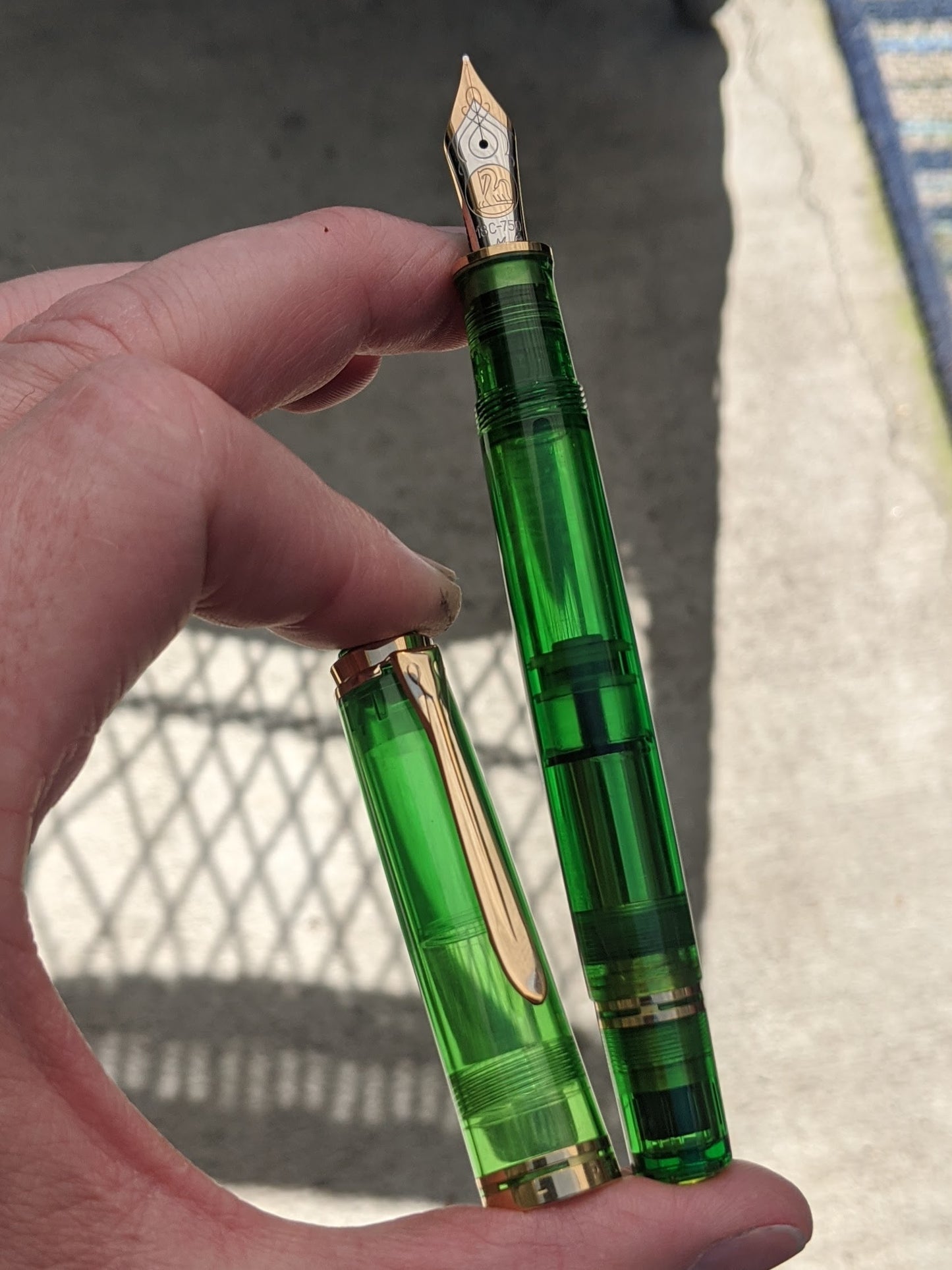 1992 Transparent Green Pelikan M800 Collector's Edition - medium p/f nib
