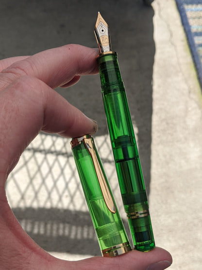 1992 Transparent Green Pelikan M800 Collector's Edition - medium p/f nib