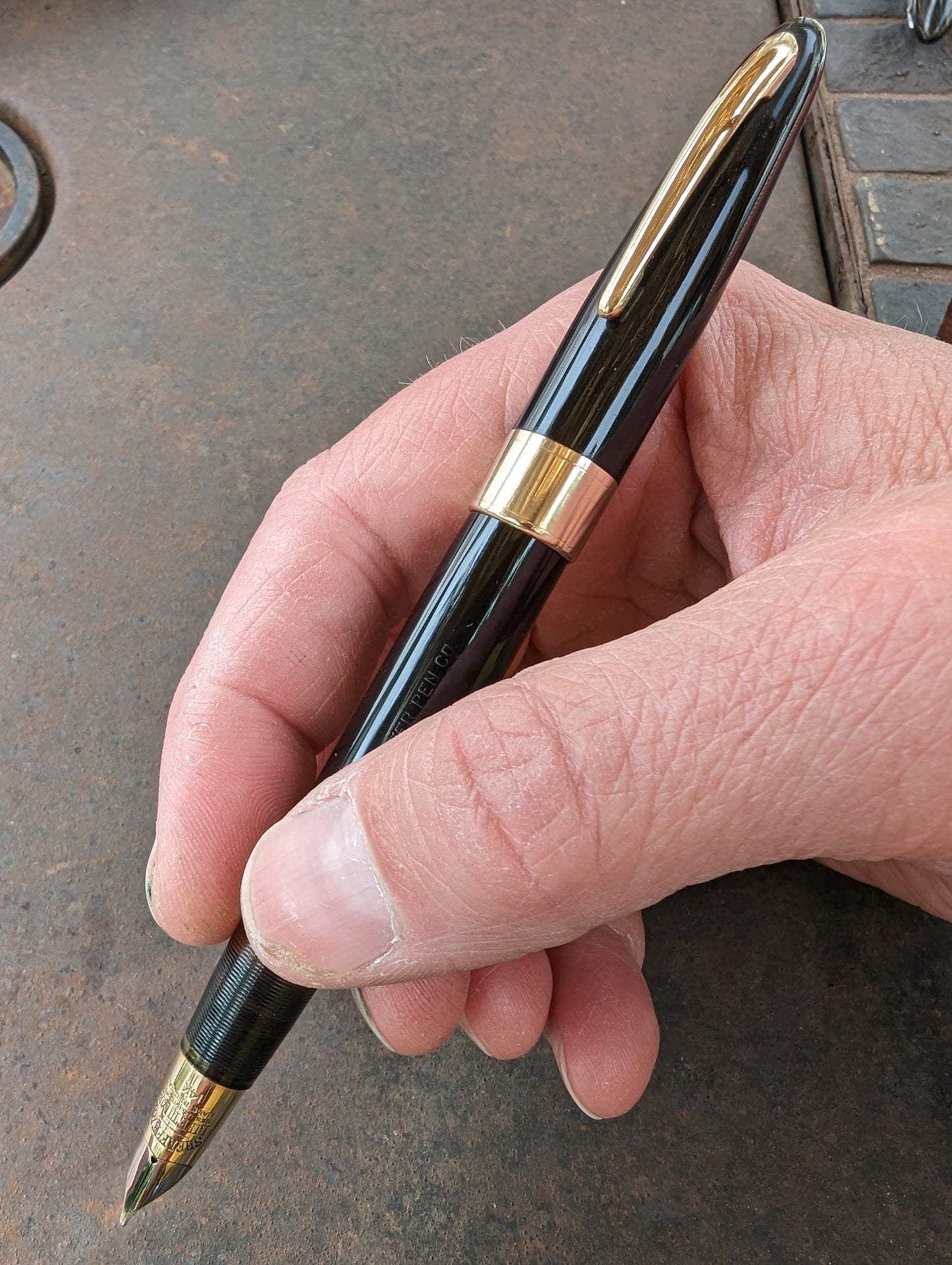 1948 Black Sheaffer Triumph Valiant fountain pen