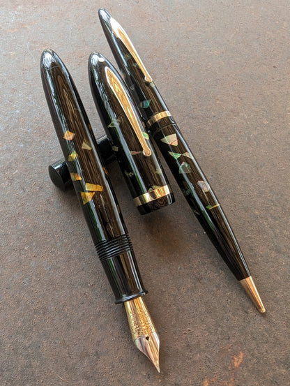 Large (OS) Ebonized Pearl Sheaffer Balance fountain pen & pencil