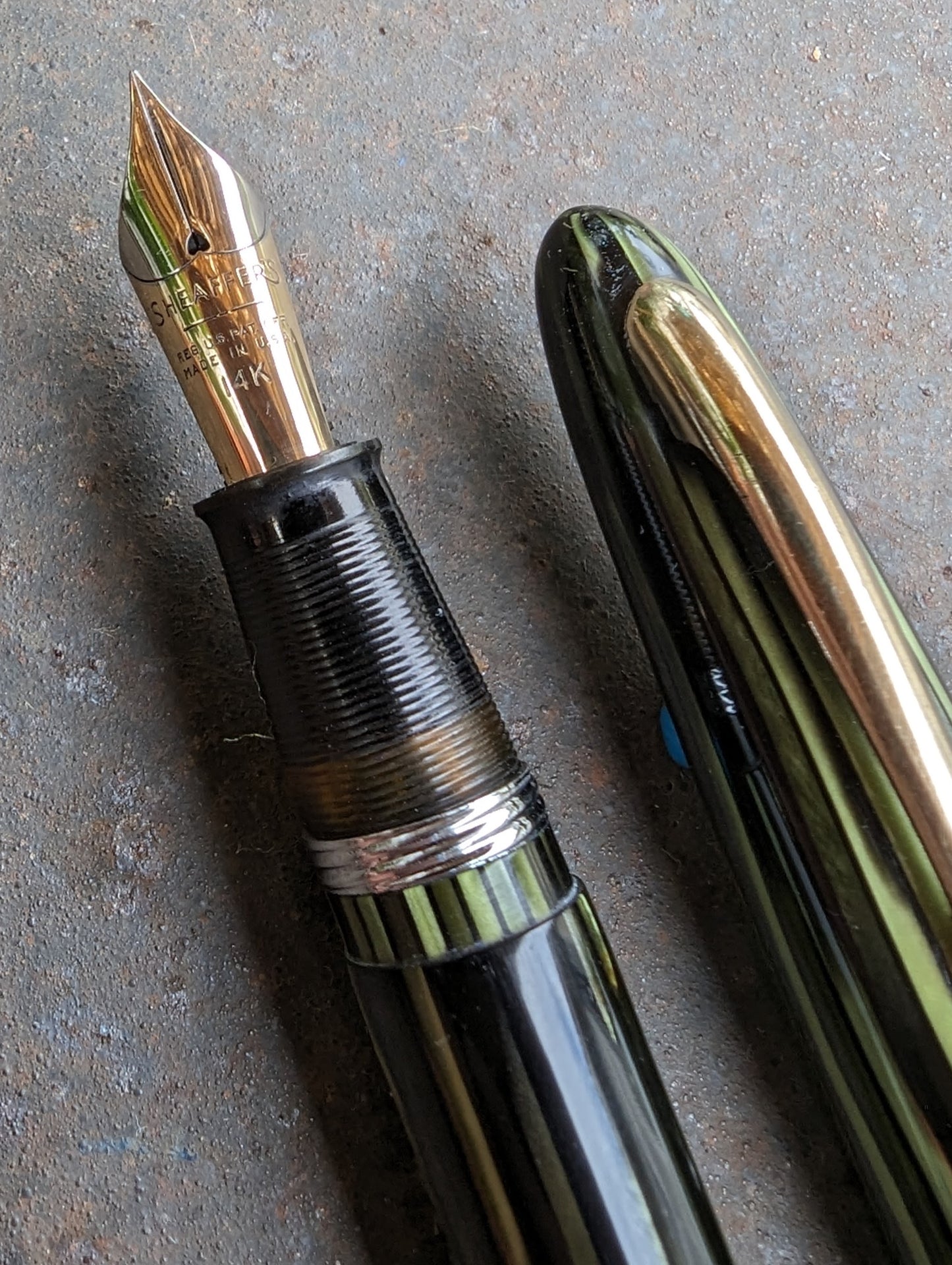 1947 Marine Green Sheaffer Sovereign - fine point