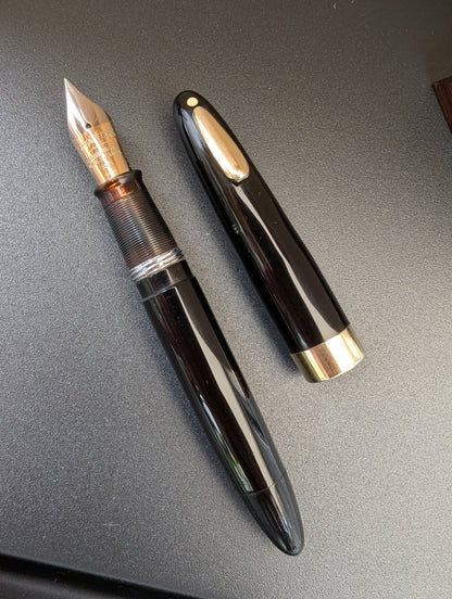 1948 Sheaffer Tuckaway Statesman noir - pointe fine Golden Spade