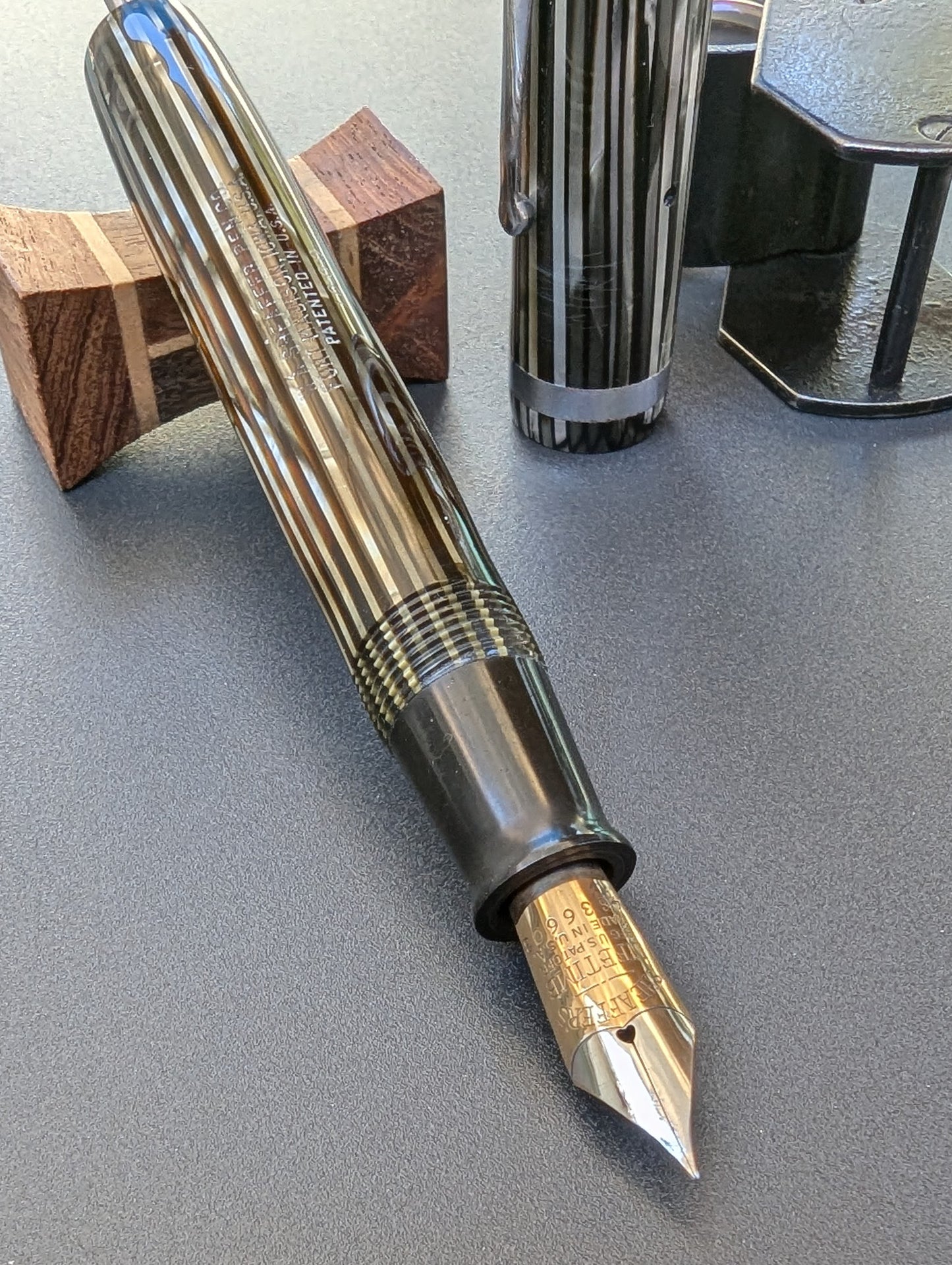 ~1940 Gray Sheaffer Balance Premier (OS) - Vacuum-fil - Fine point