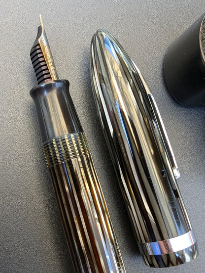 ~1940 Gray Sheaffer Balance Premier (OS) - Vacuum-fil - Fine point