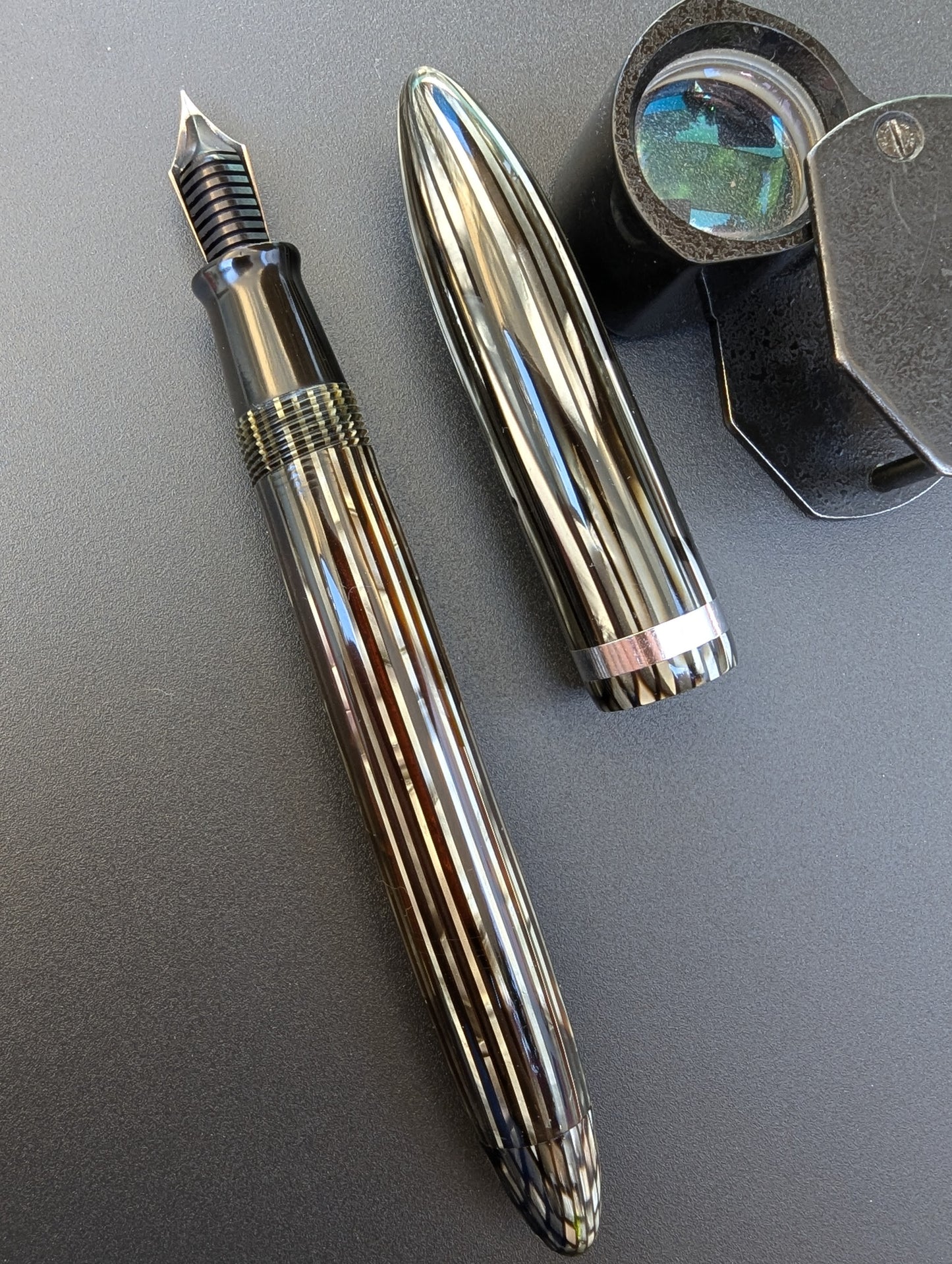 ~1940 Gray Sheaffer Balance Premier (OS) - Vacuum-fil - Fine point