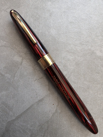 1946-7 Carmine Sheaffer Triumph Valiant Fountain Pen - Medium point