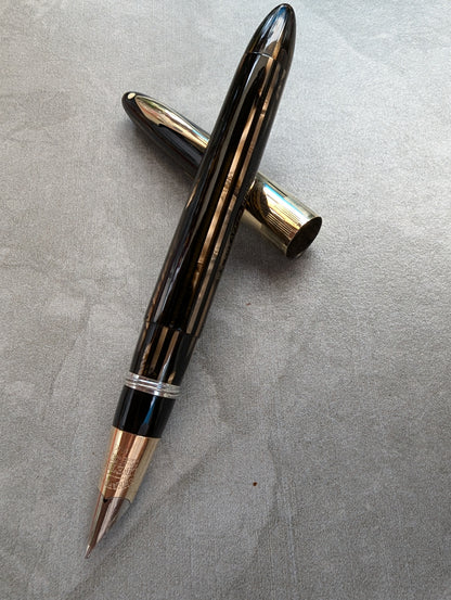 1942 Golden Brown Sheaffer Triumph Fountain Pen - fine point