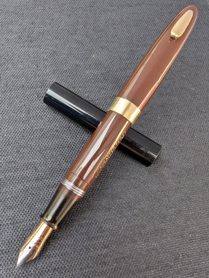 1948 Umber Sheaffer Tuckaway Sovereign - extra-fine-fine