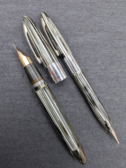 1946-7 Gray Pearl Sheaffer Triumph Valiant fountain pen & pencil - F-XF point