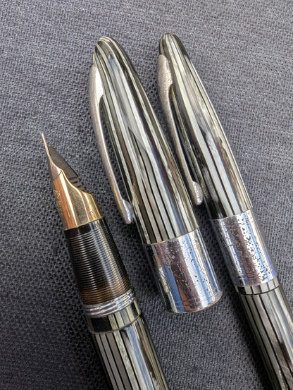 1946-7 Gray Pearl Sheaffer Triumph Valiant fountain pen & pencil - F-XF point