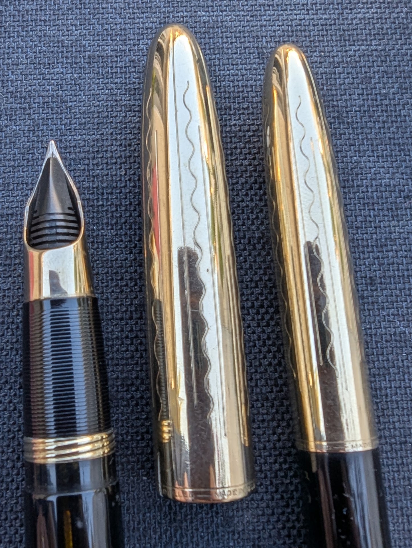 1943-5 Black Sheaffer Triumph Tuckaway Crest fountain pen & pencil