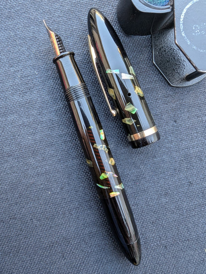 Ebonized Pearl Sheaffer Balance "Admiral" fountain pen