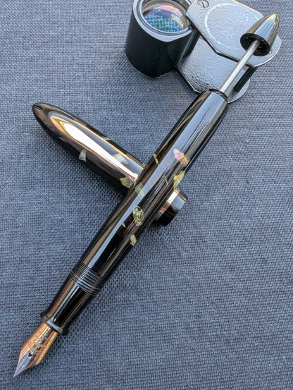 Ebonized Pearl Sheaffer Balance "Admiral" fountain pen