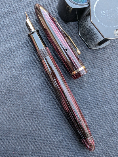 1938 Rose Glow Sheaffer Balance Craftsman fountain pen