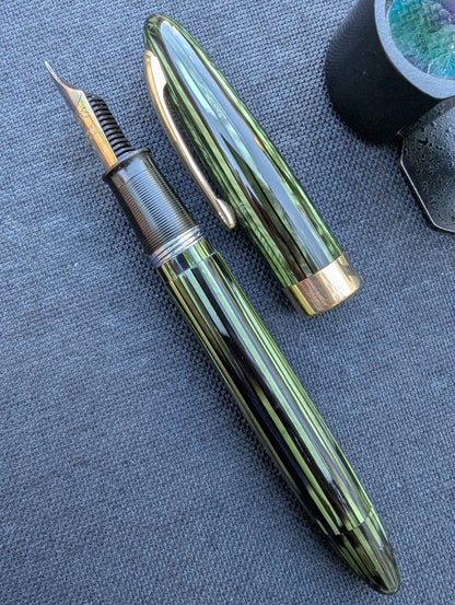 1947 Marine Green Sheaffer Sovereign Statesman fountain pen - Vacuum-Fil - Fine Golden Spade nib