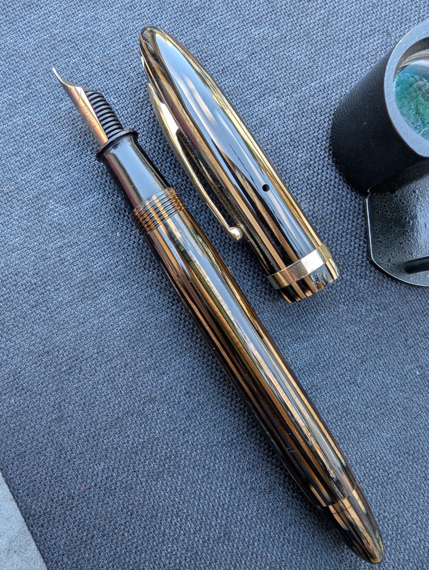 Golden Brown Sheaffer Balance Statesman fountain pen - fine point