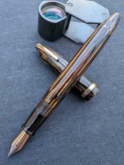 1941 Golden Brown Sheaffer Balance Defender - fine+ point