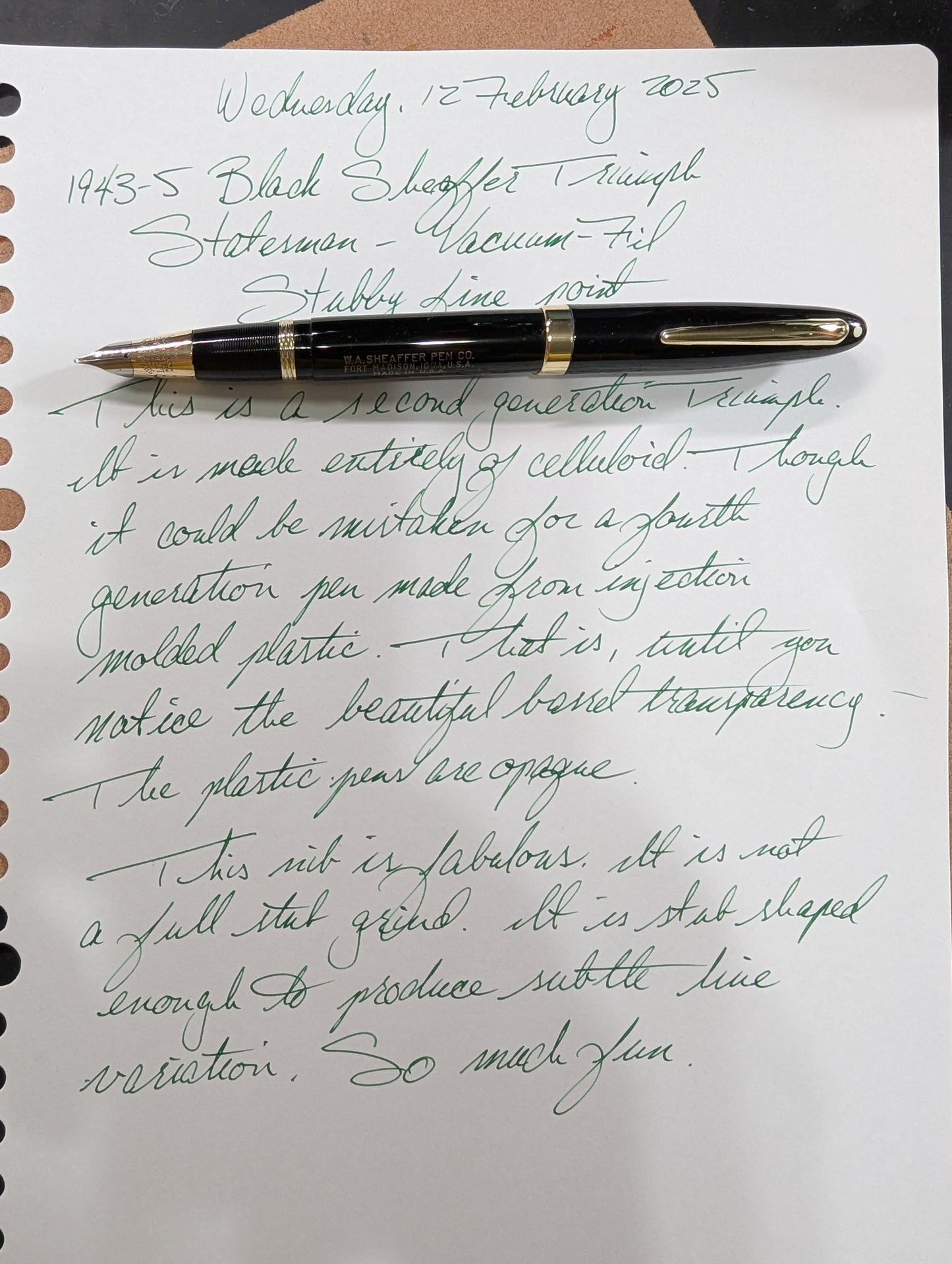 1943-5 Black Sheaffer Triumph Statesman - stubby fine point