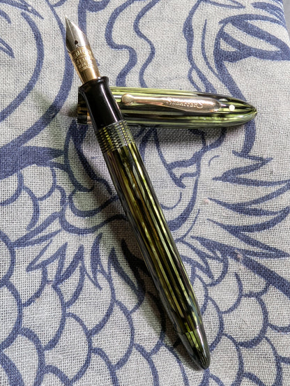 Marine Green Sheaffer Canada Balance Statesman - Accountant Point