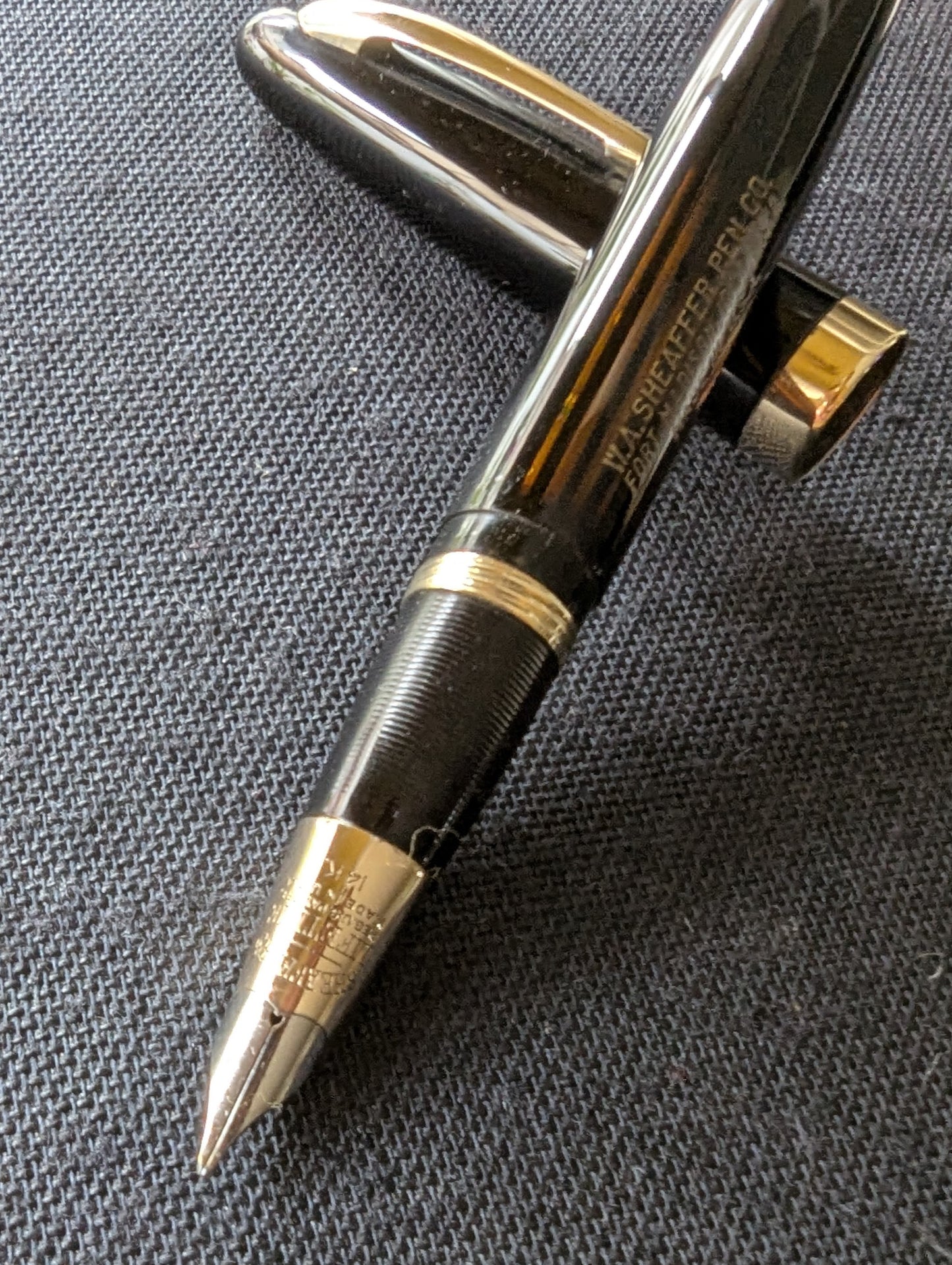 1943-5 Black Sheaffer Triumph Statesman - stubby fine point