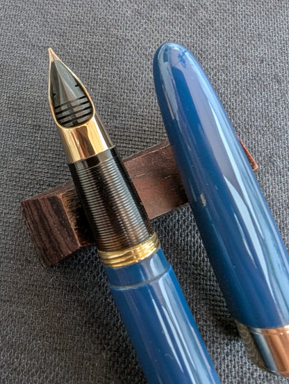 1948 Persian blue Sheaffer Triumph Tuckaway Valiant - fine-medium point