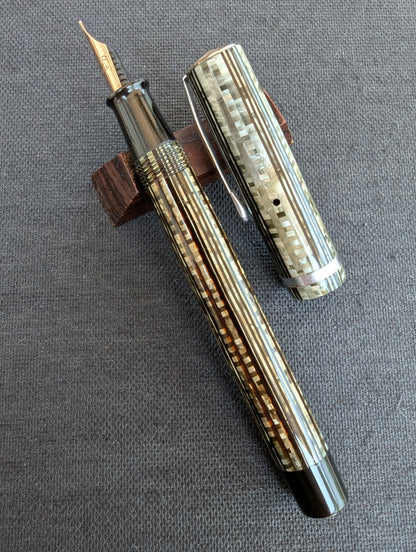 ~1938 Grey Pearl WASP Clipper standard