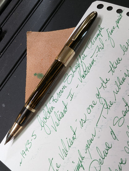 1943-5 Golden Brown Sheaffer Triumph Valiant II - fine nib (Copy)