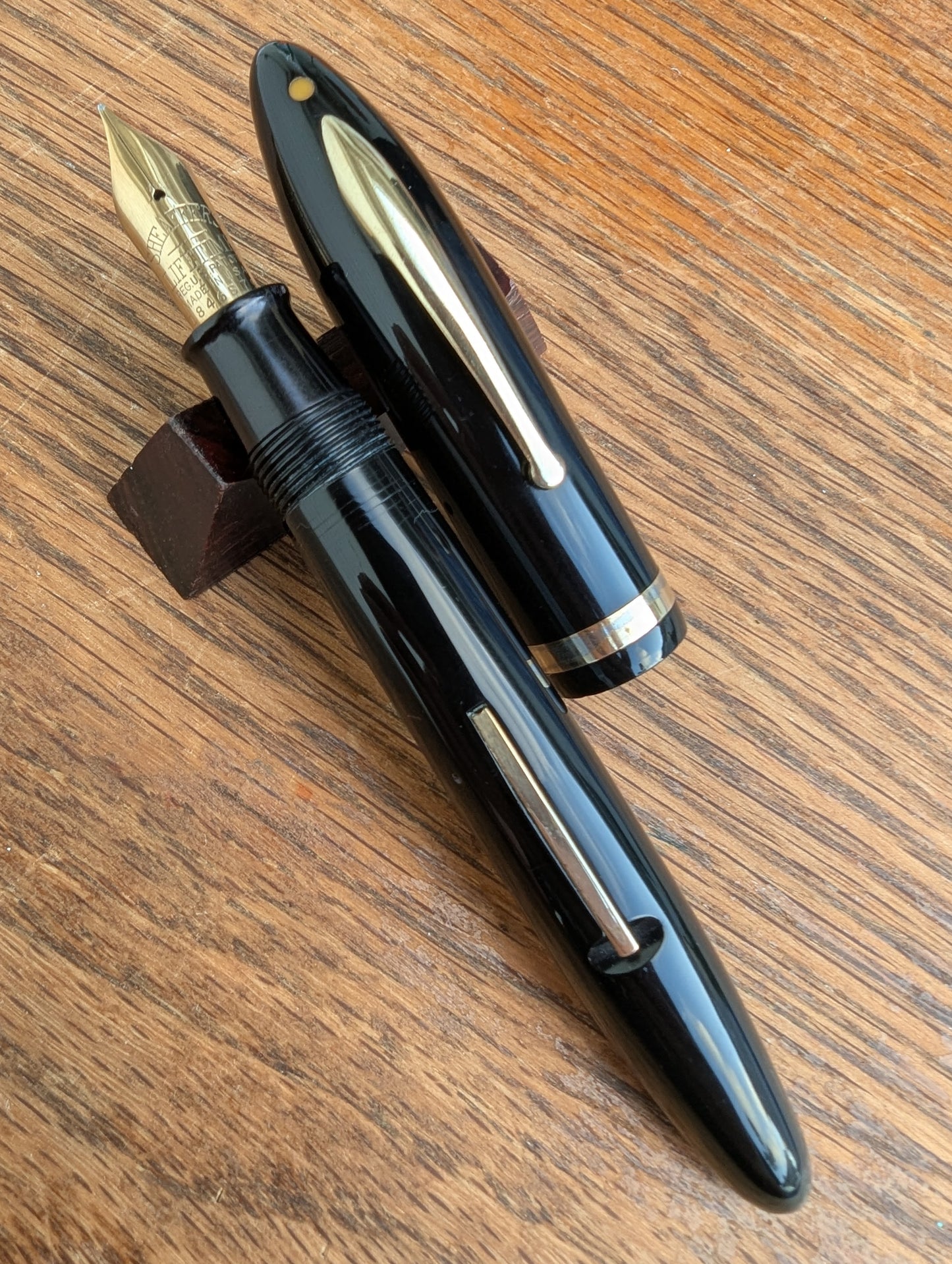 1936 Black Sheaffer Balance "Premier"  pen - lever filler - Fine point
