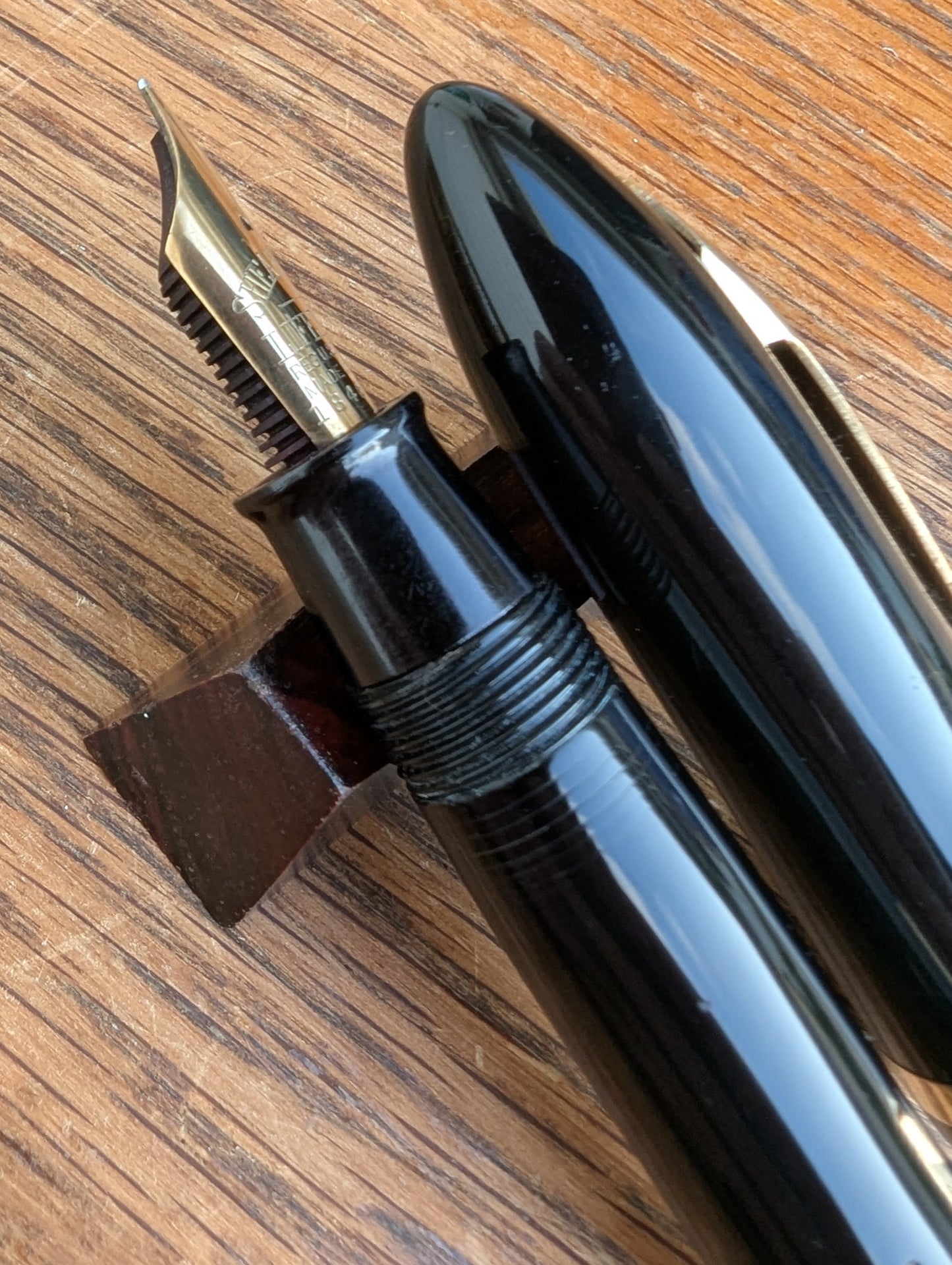 1936 Black Sheaffer Balance "Premier"  pen - lever filler - Fine point