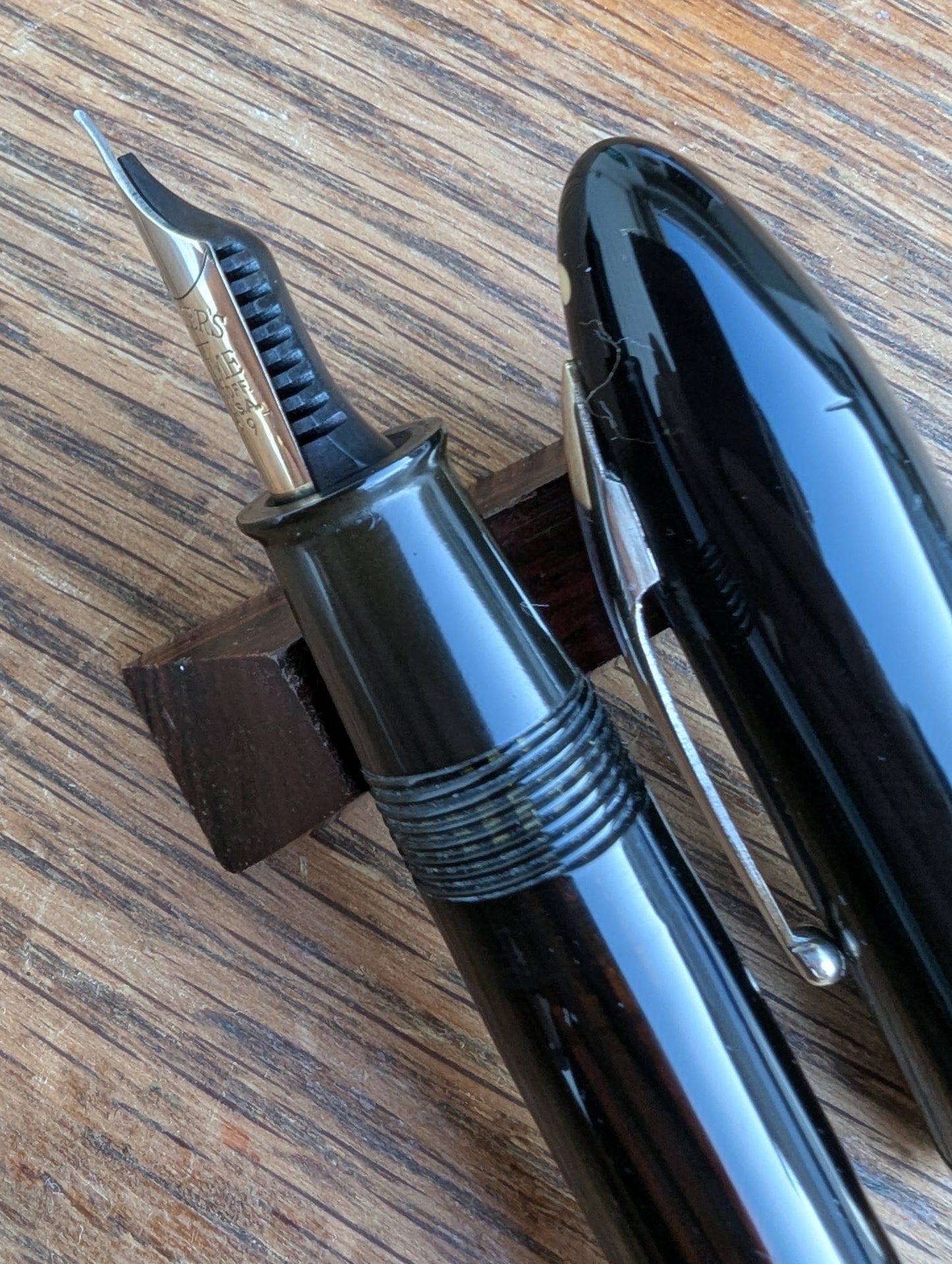 (Black Sheaffer Balance Premier (OS) pen - Vacuum-fil - medium-fine point