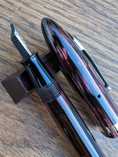 1941 Carmine Sheaffer Balance Statesman - fine point