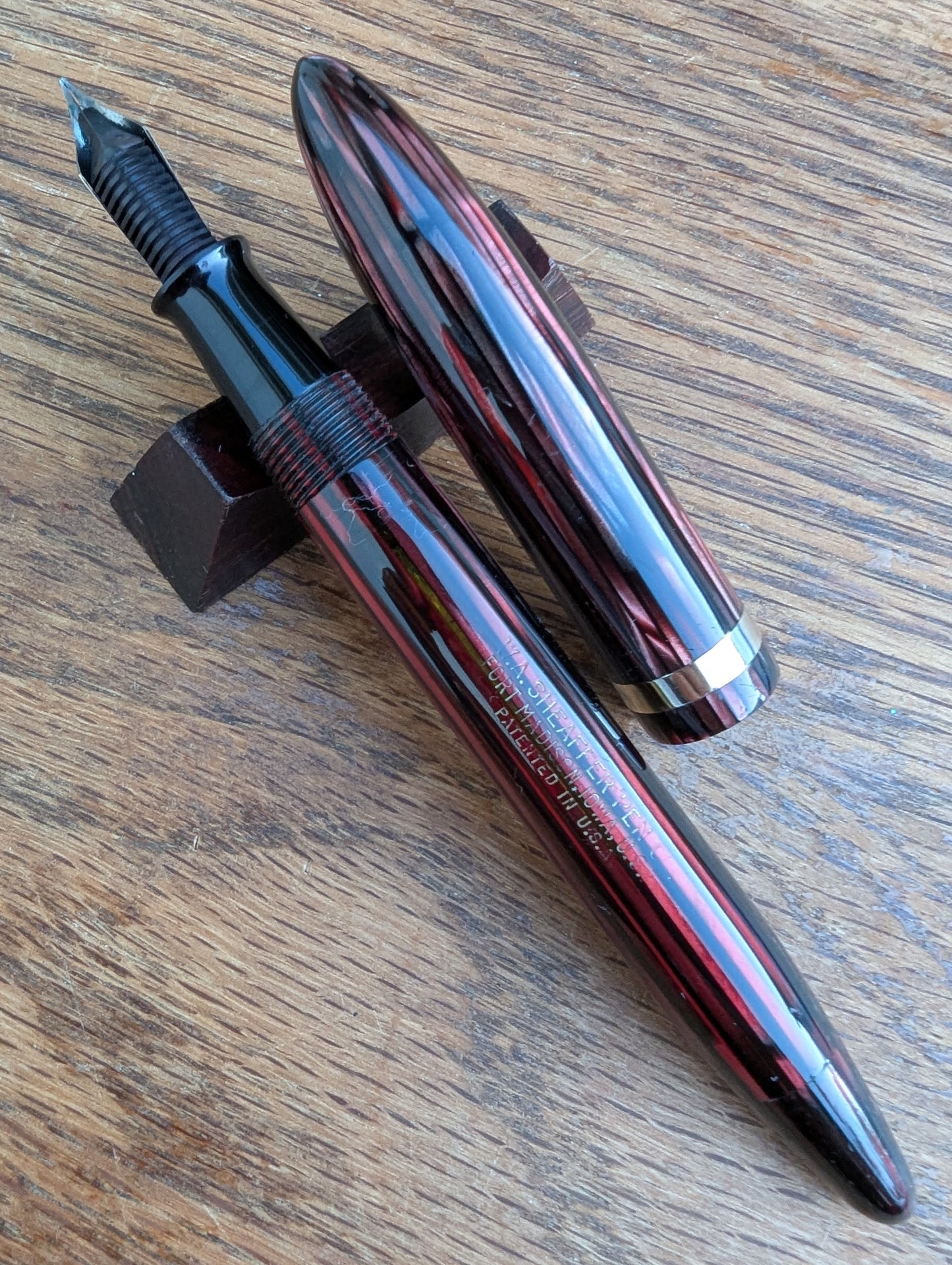 1941 Carmine Sheaffer Balance Statesman - fine point