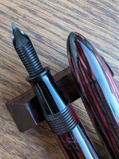 1941 Carmine Sheaffer Balance Statesman - fine point