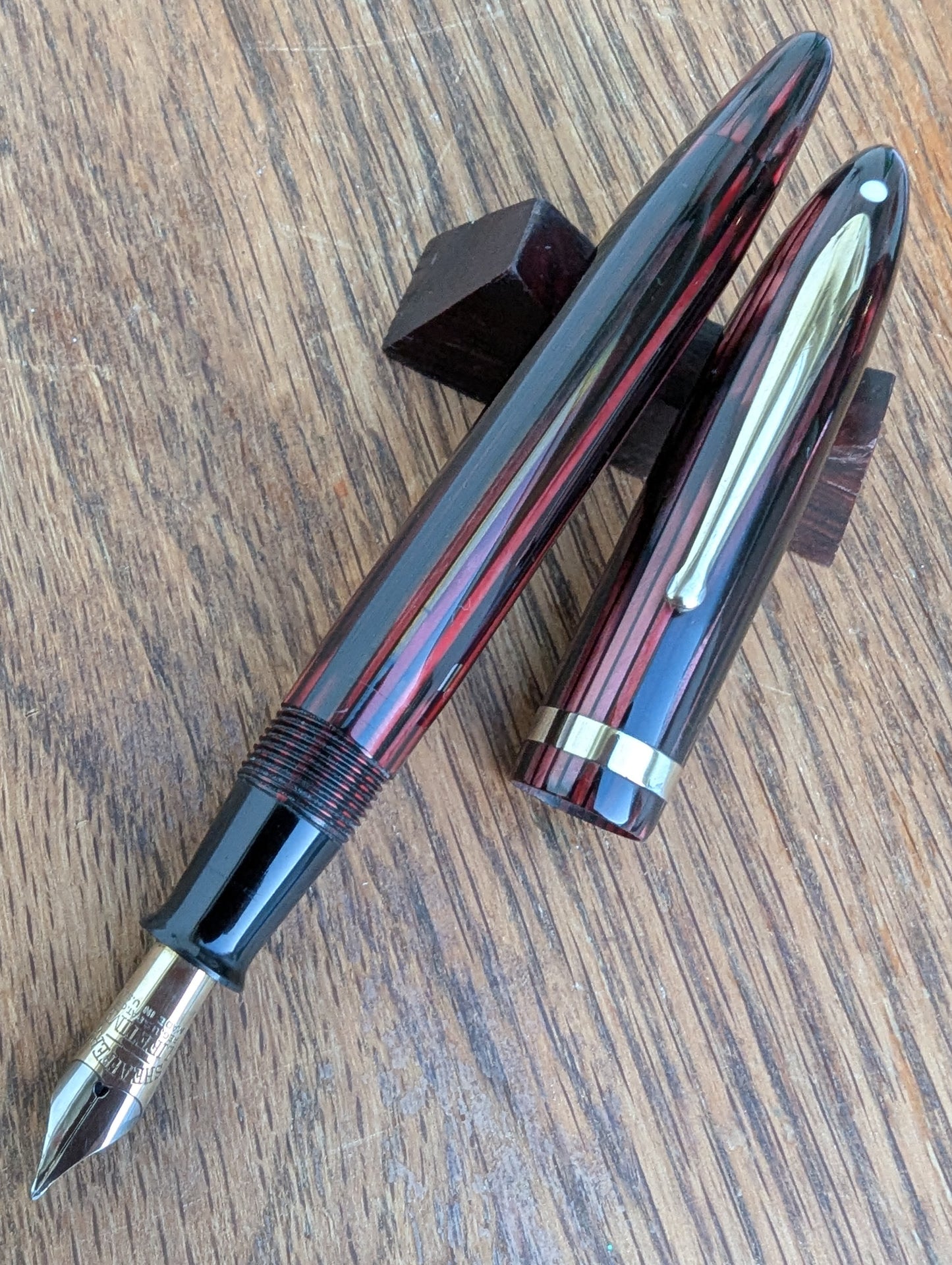 1941 Carmine Sheaffer Balance Statesman - fine point