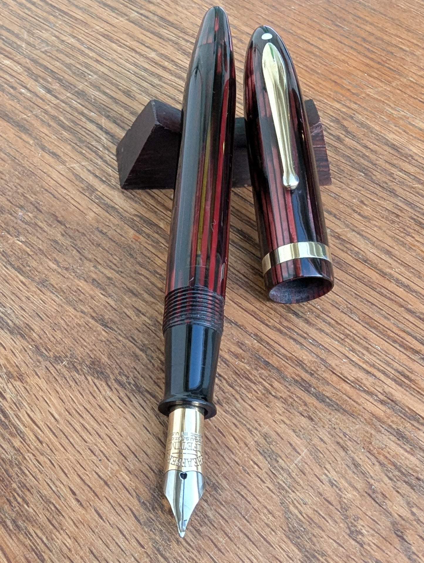 1941 Carmine Sheaffer Balance Statesman - fine point