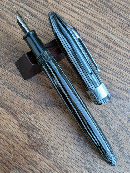 Gray Pearl Sheaffer Craftsman Deluxe fountain pen