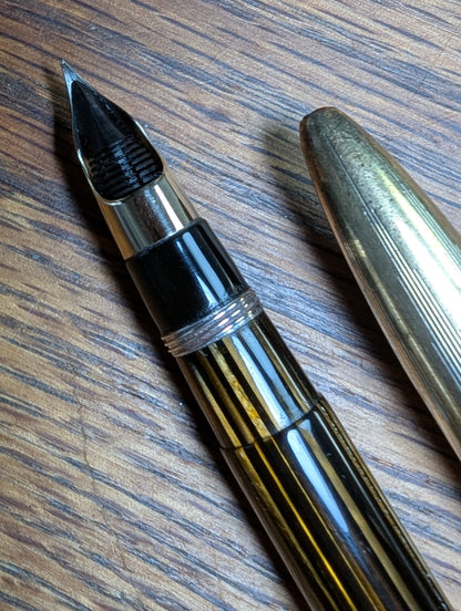 1942 Golden Brown Sheaffer Triumph Crest - fine point