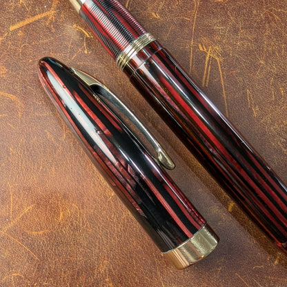 1943-5 Carmine Sheaffer Triumph Statesman - fine point
