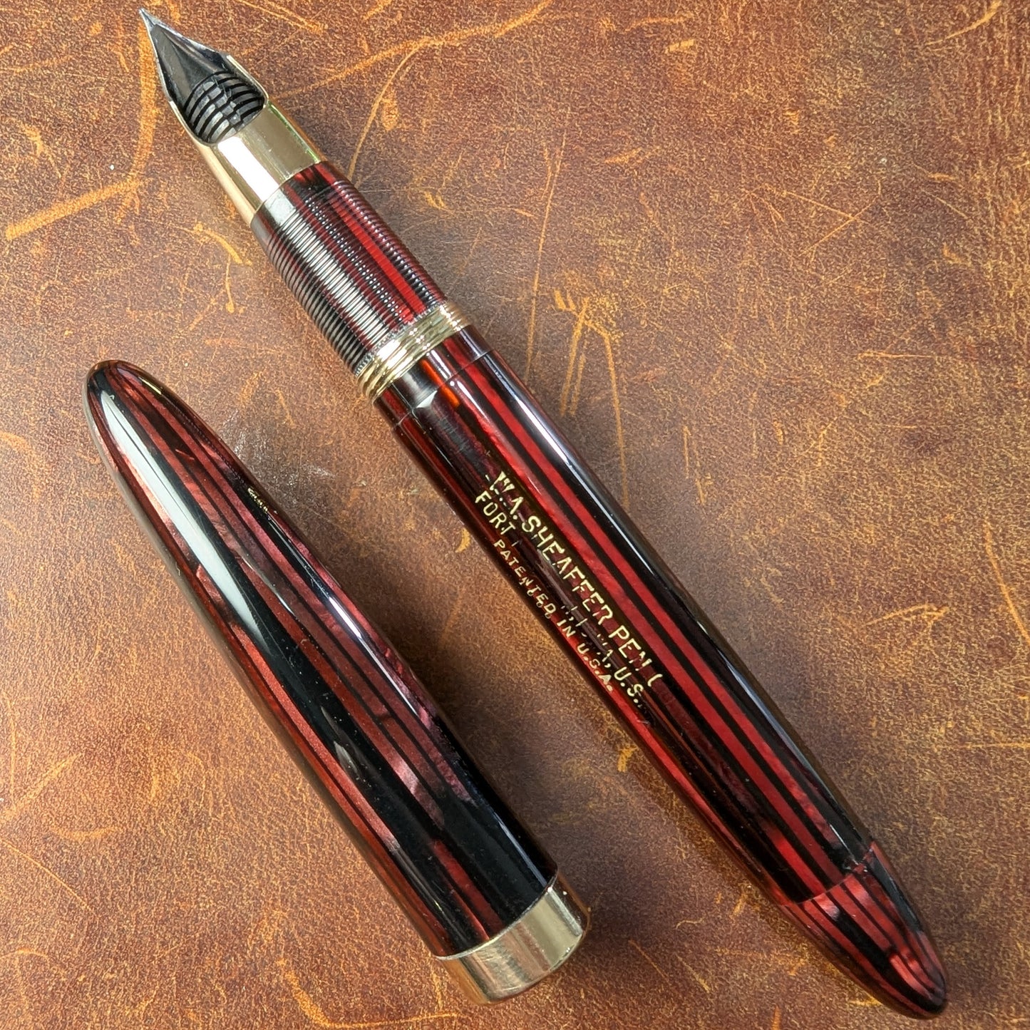 1943-5 Carmine Sheaffer Triumph Statesman - fine point