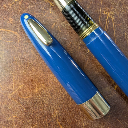 1948 Persian blue Sheaffer Triumph Tuckaway Valiant - extra-fine point